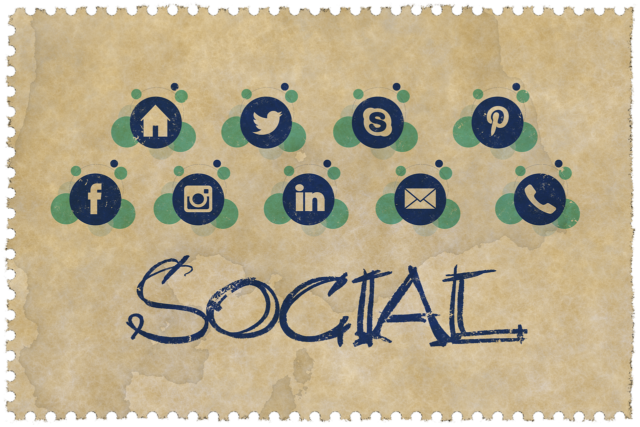 snsロゴとsocialの文字